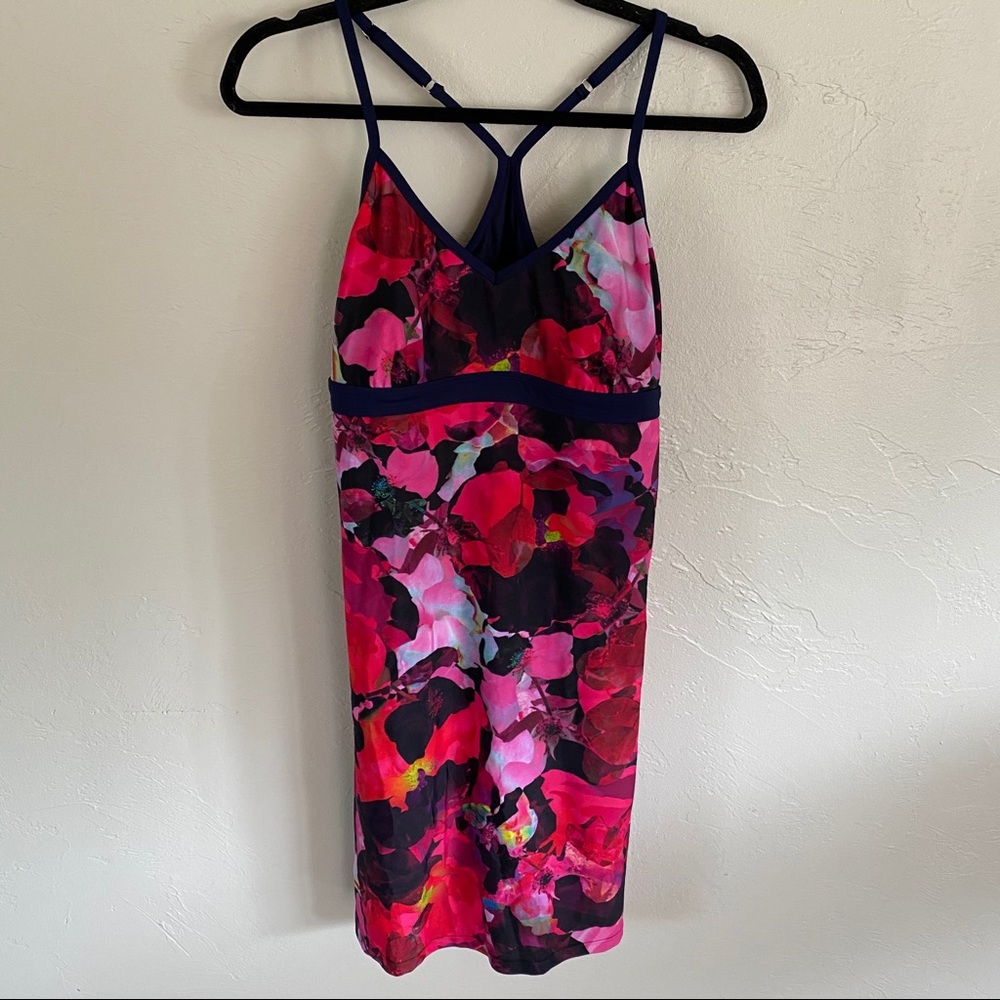 Gorgeous ATHLETA Women's Floral Swim Dress